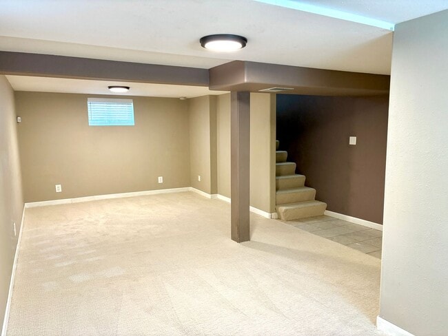 Building Photo - Spacious Montavilla Home on Corner Lot with Hardwoods, A/C, 1 Car Detached Garage, Finished Attic...