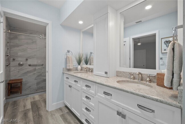 Building Photo - 504 Tierra Mar Ln E