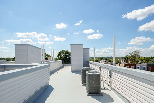 Building Photo - 1717 N 25th St