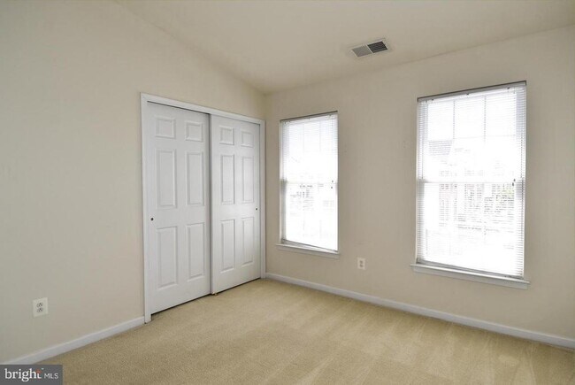 Building Photo - 25240 Lyon Terrace