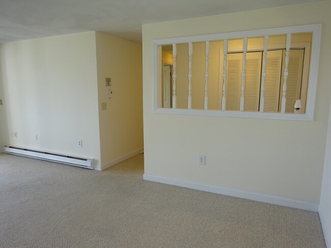 Building Photo - 69 Highview Dr