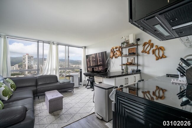 Building Photo - Waikiki High-Rise Living – Stunning 1-Bedroom with Incredible Views