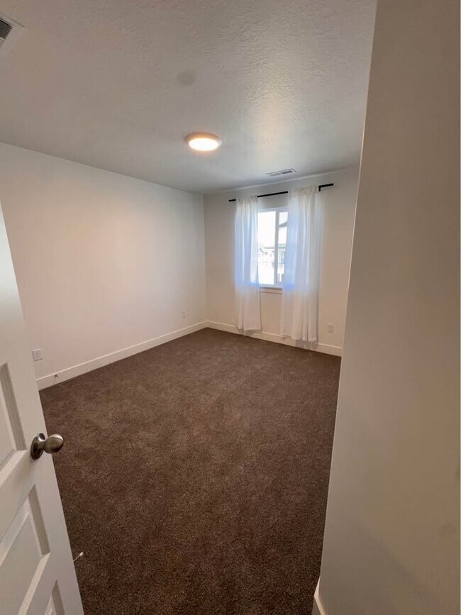 Building Photo - 14146 Blackbrush Cir