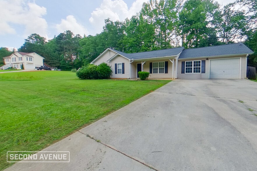Building Photo - 905 Woodwind Dr