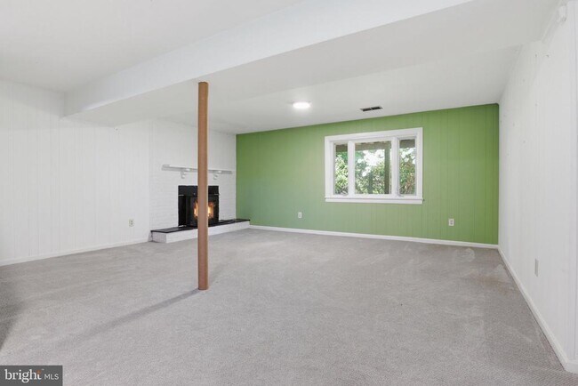 Building Photo - 4014 Jeffry St