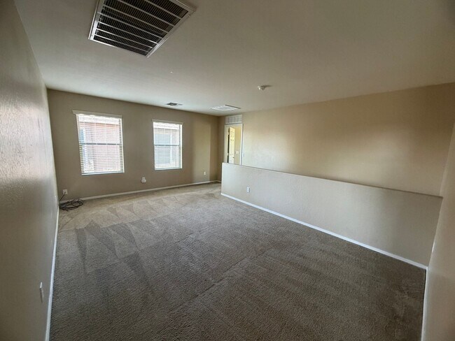 Building Photo - Beautiful Surprise Home with large loft and extra living room space