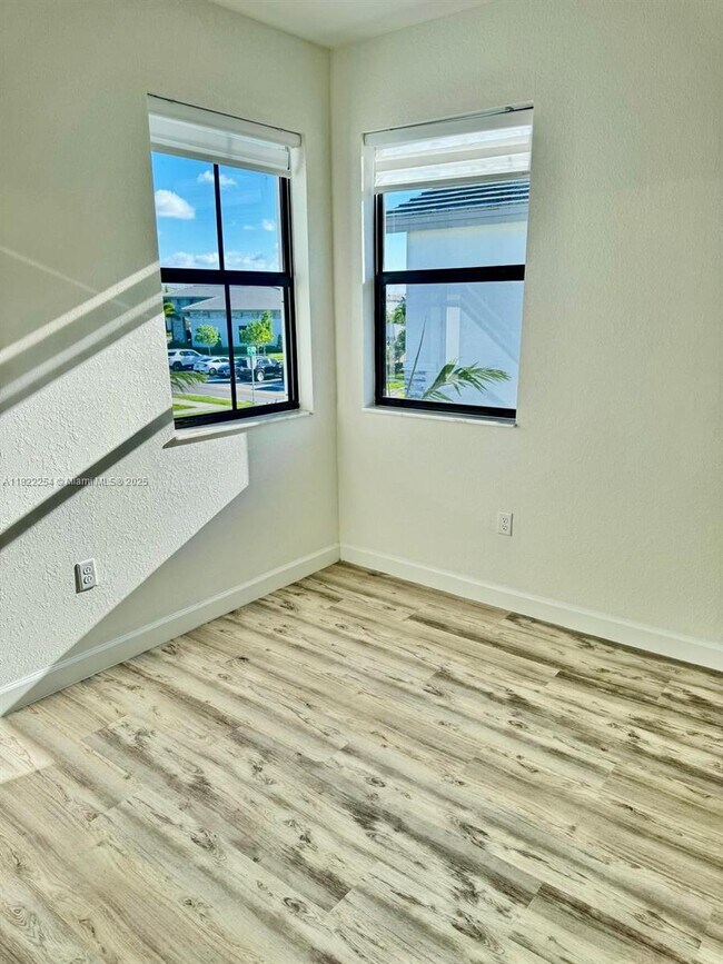 Building Photo - 13265 SW 285th St