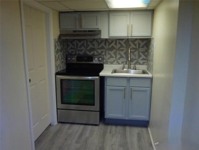 Building Photo - 33828 Stonewood Dr