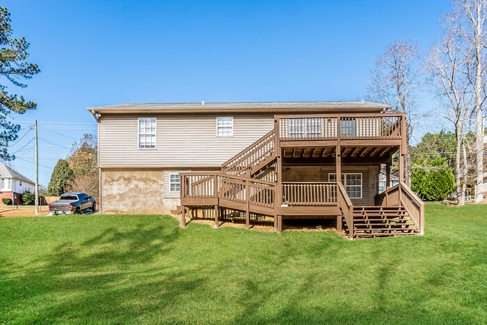 Building Photo - 694 S Hillcrest Rd