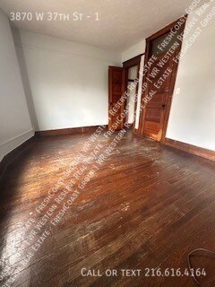 Building Photo - 3870 W 37th St