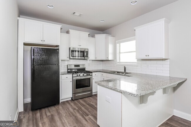 Building Photo - 717 Overlook Gln Dr