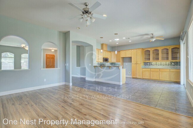 Building Photo - 3 br, 2 bath House - 419 Savannah Dr