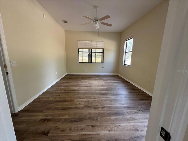 Building Photo - 2988 Howland Blvd