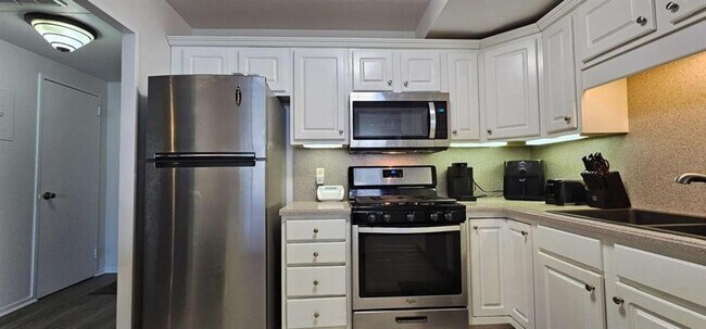 Building Photo - 2965 Pharr Ct S Northwest