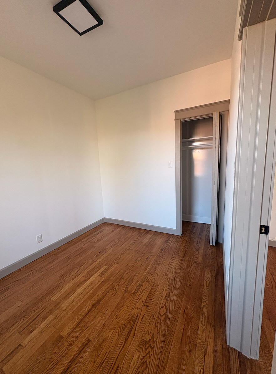 Room 1 - 2215 Elmwood Ave