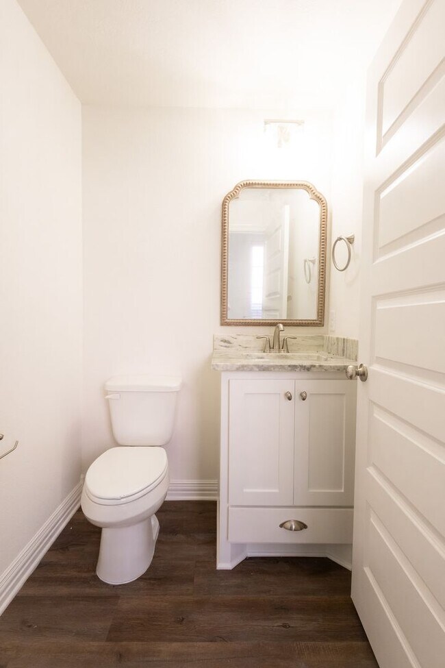 Building Photo - Brand New Townhome for Lease Available 12/...