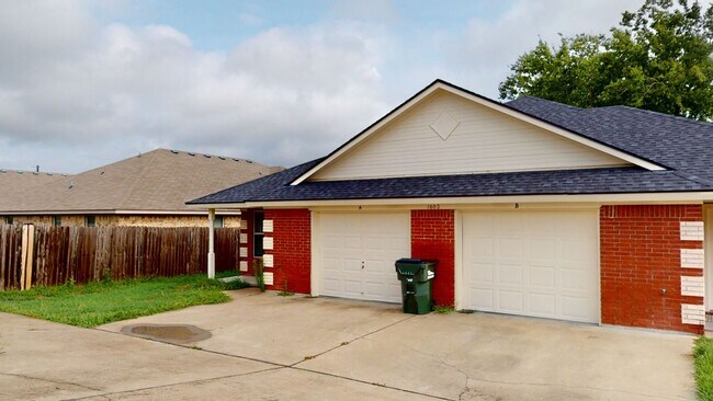 Building Photo - 1602 Old Nolanville Rd