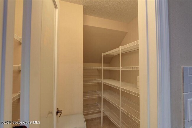 Building Photo - 8810 Napolo Dr