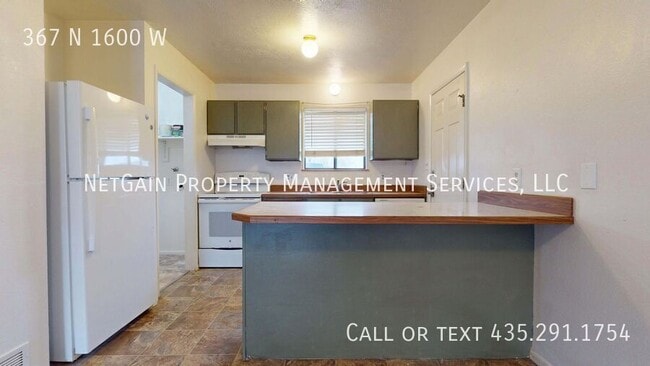 Building Photo - 367 N 1600 W