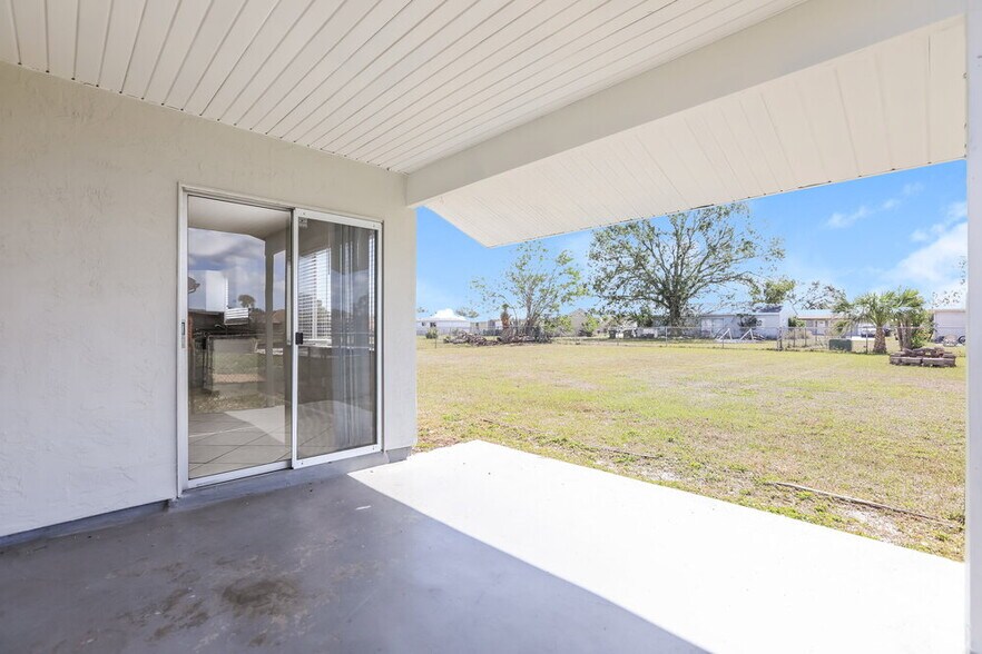 Building Photo - 7143 Gama Ct