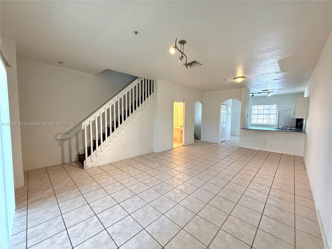 Building Photo - 5670 NW 116th Ave