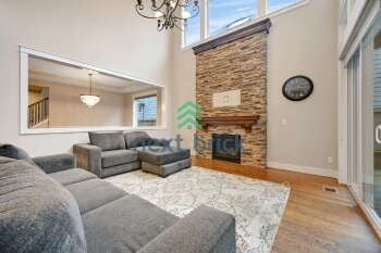 Building Photo - 5 BED & 4.5 BATH FOR RENT