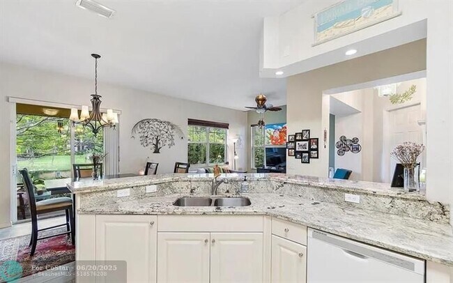 Building Photo - 5784 NW 120th Ave