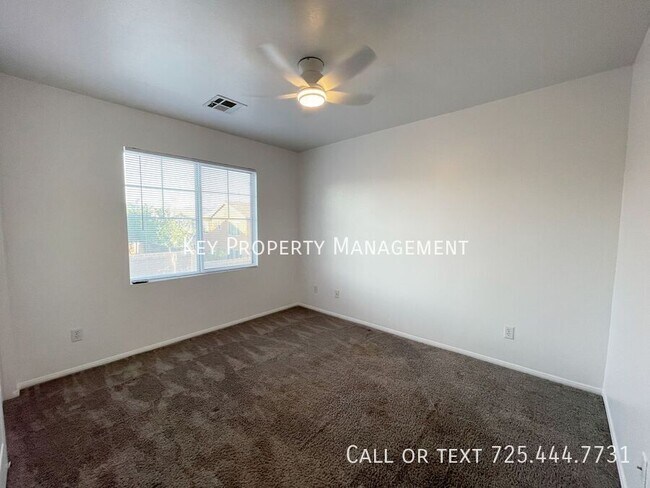 Building Photo - 605 Sonoran Heights Ave