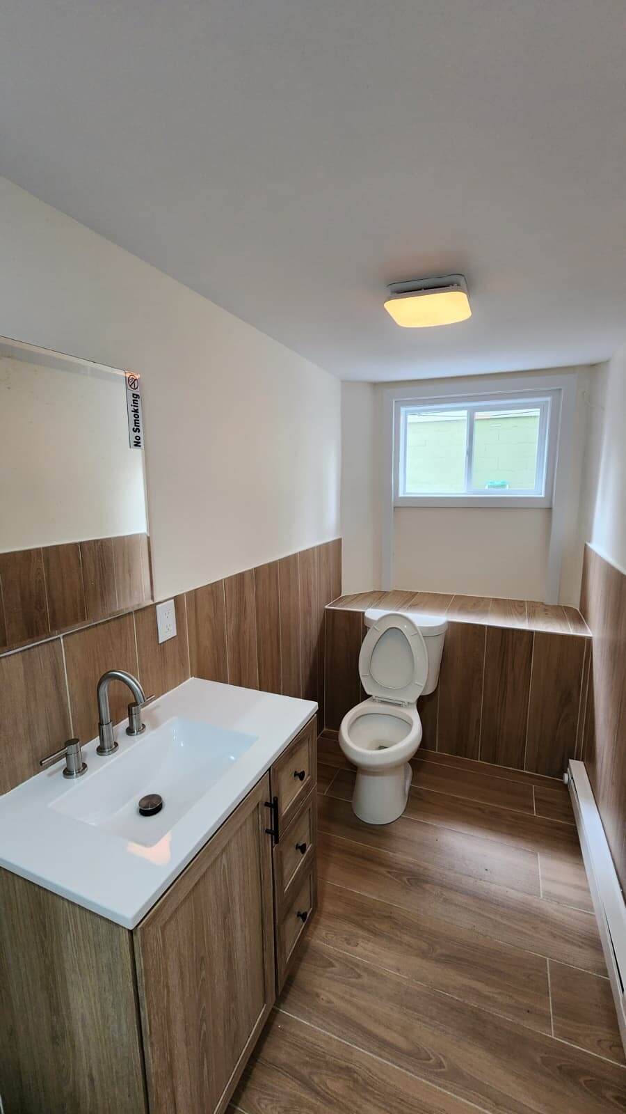 Bright Bathroom with unique window bench - 37 Drew Ave