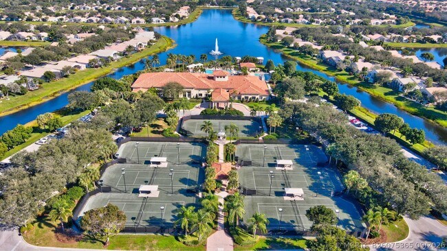 Building Photo - 11176 Ihilani Way
