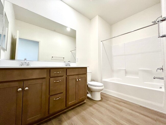 Building Photo - Brand new Townhome!   Summerlin Grand Park Village