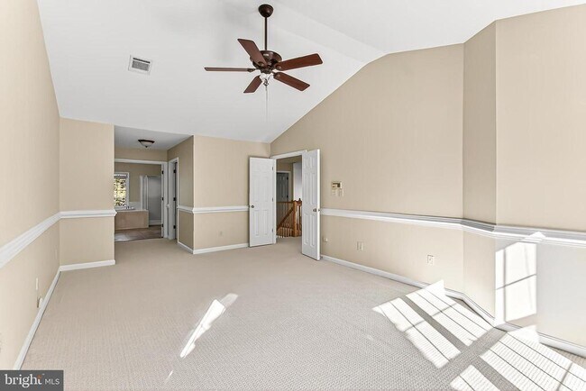 Building Photo - 47497 Saulty Dr