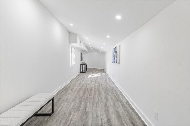 Building Photo - 7132 NW 62nd Terrace