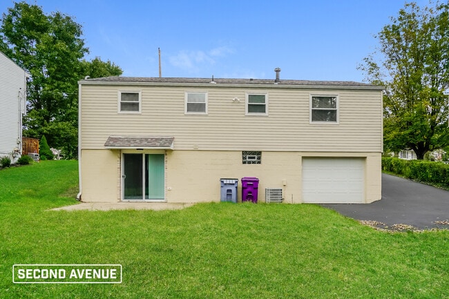 Building Photo - 588 Catskill Dr