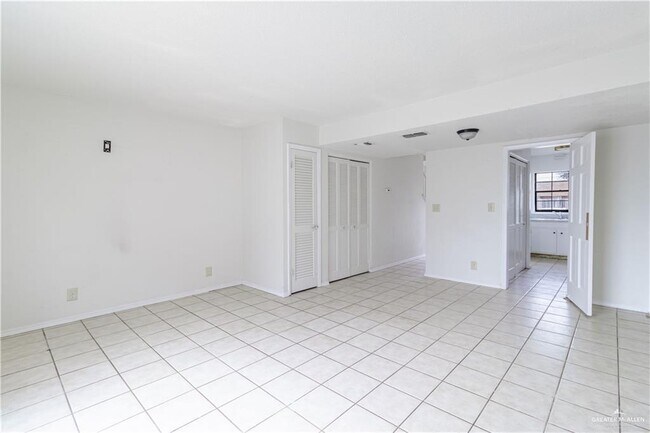 Building Photo - 1114 Tori Ln