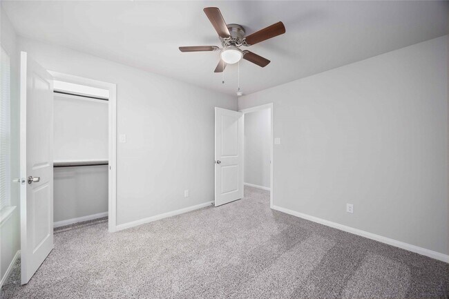 Building Photo - 7987 Chateau St