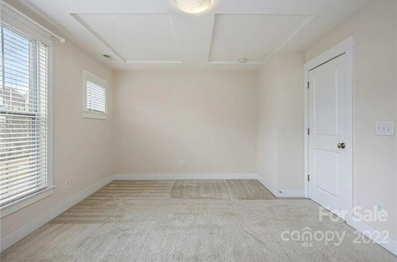 Building Photo - 1614 Pat Garrett St