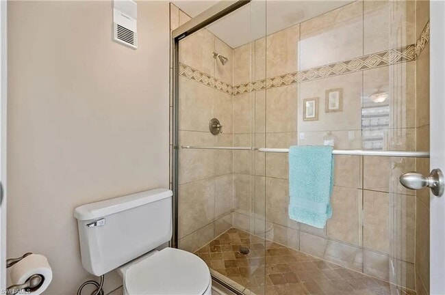 Building Photo - 320 Seaview Ct