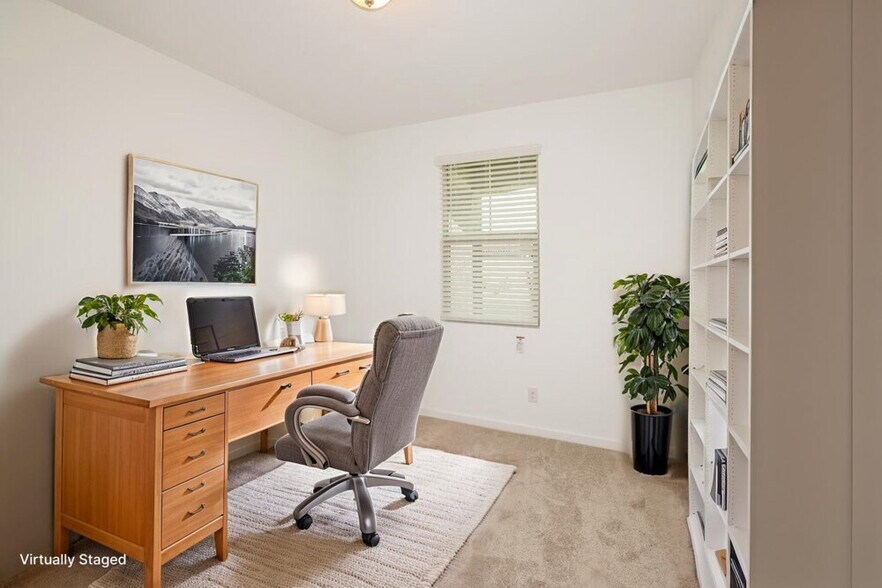 Building Photo - 4417 S 110th Ave