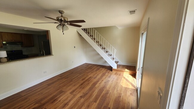Building Photo - 653 Hale Ct