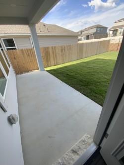 Building Photo - 2232 Delano Dr