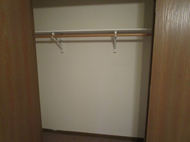 Building Photo - 501-503 Glenstone Dr.