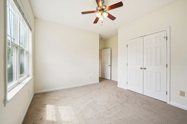 Building Photo - 2403 Teermark Ln