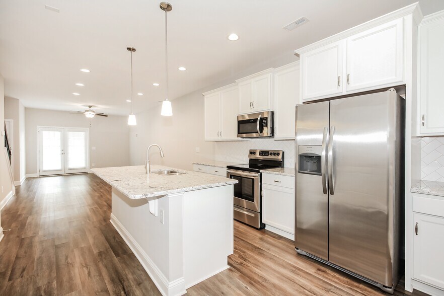 Building Photo - 3775 Summer Bay Trl