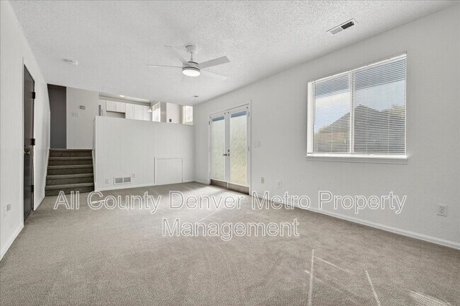 Building Photo - 306 Mulberry Cir