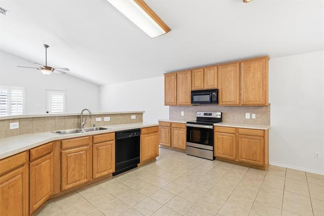 Building Photo - 10228 Sourwood Dr
