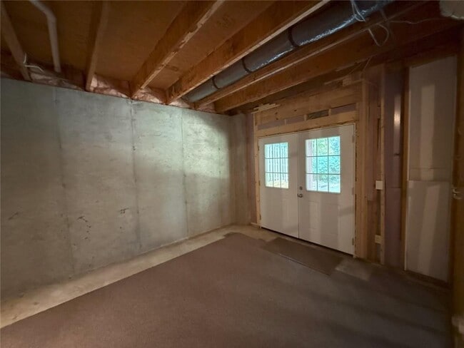 Building Photo - 290 Sweetwater Trce