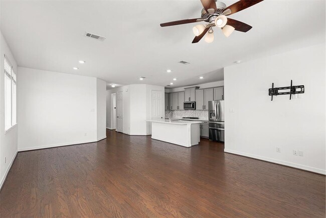 Building Photo - 13525 Emerald Mallard Dr