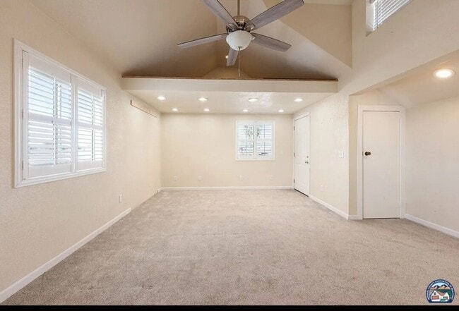 Building Photo - Spacious 5-Bedroom Home with Pool – Perfec...