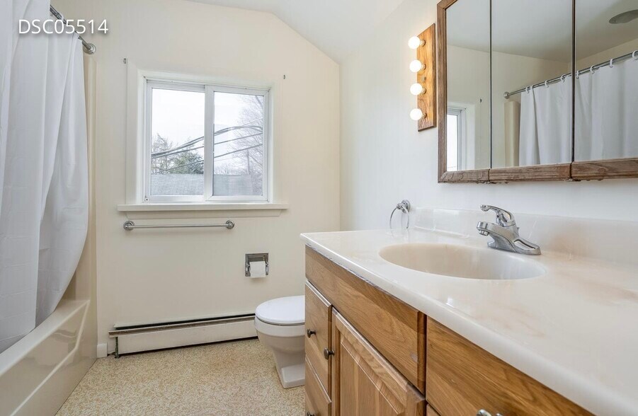 Building Photo - 56 Pond Ln